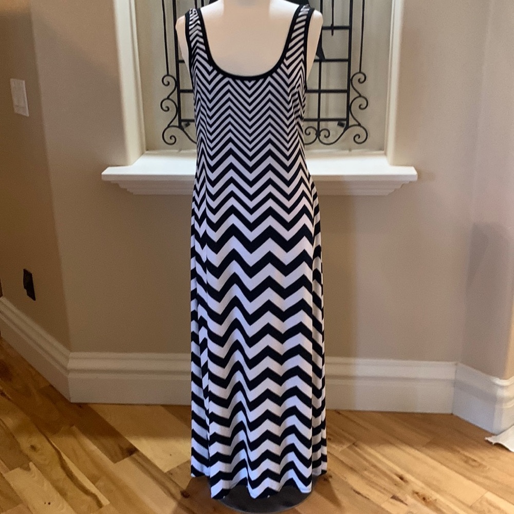 Black and White Chevron Knit Maxi Dress